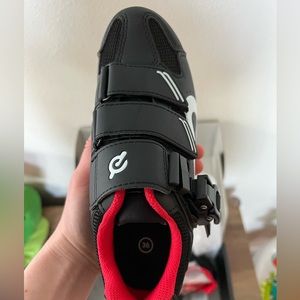Brand new peloton shoes.